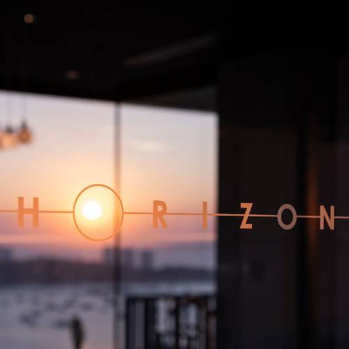 Horizon Rooftop Restaurant & Bar - Hilton