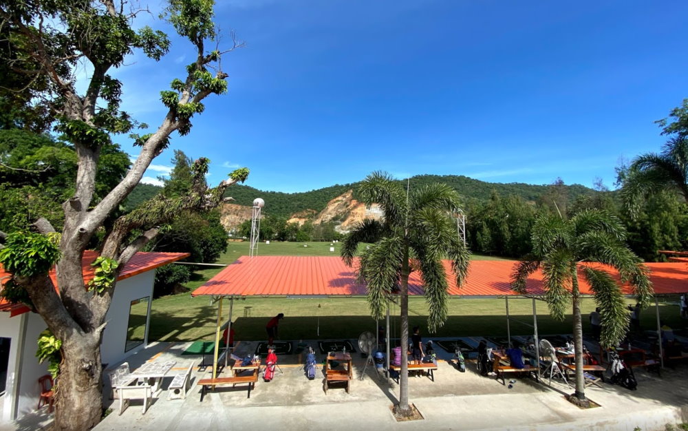 Mueang Tong Driving Range