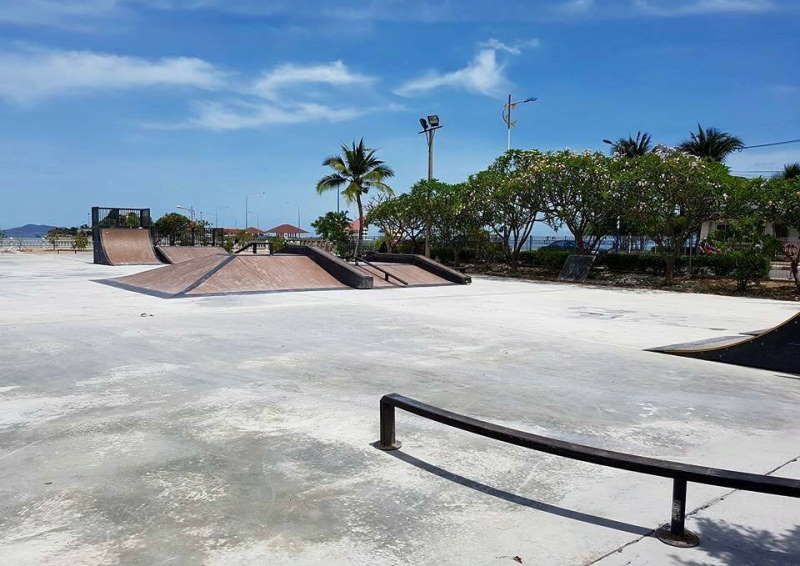Koh Loi Skatepark