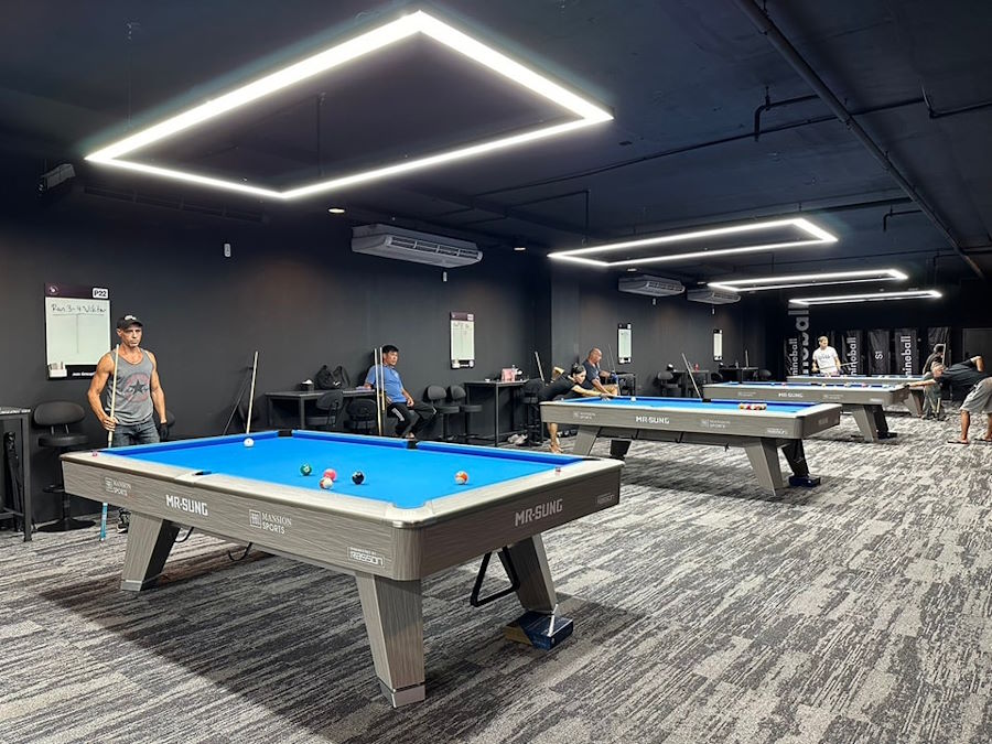 S1 Pool Hall & Sport Bar