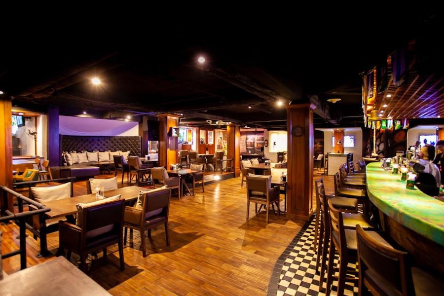 Dicey Reilly's - Avani